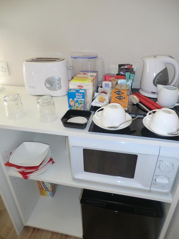 Coombe Dale Accommodation Lulsgate Bottom Δωμάτιο φωτογραφία