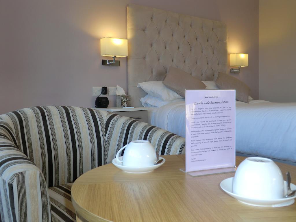 Coombe Dale Accommodation Lulsgate Bottom Δωμάτιο φωτογραφία