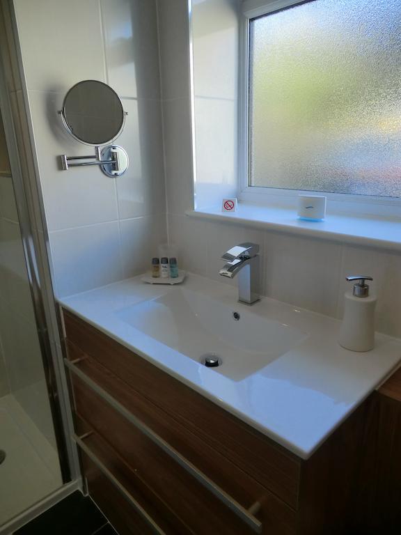 Coombe Dale Accommodation Lulsgate Bottom Δωμάτιο φωτογραφία