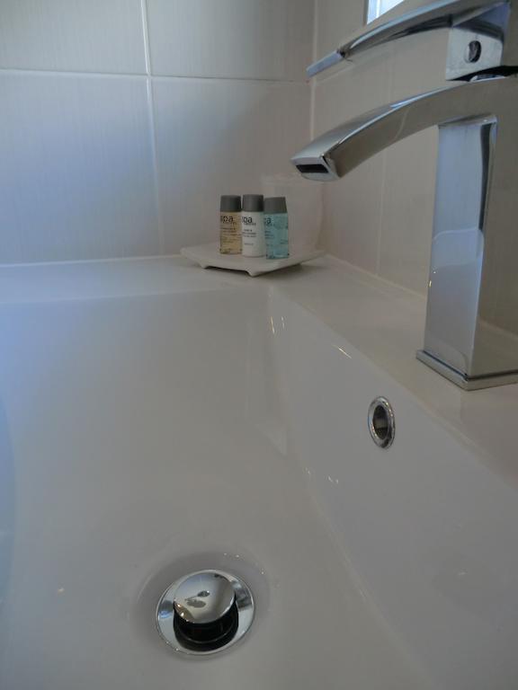 Coombe Dale Accommodation Lulsgate Bottom Δωμάτιο φωτογραφία